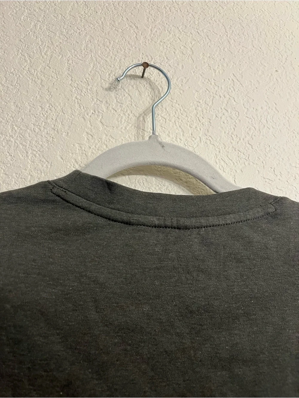 Banana Republic Men's Long Sleeve Crewneck Shirt in Olive